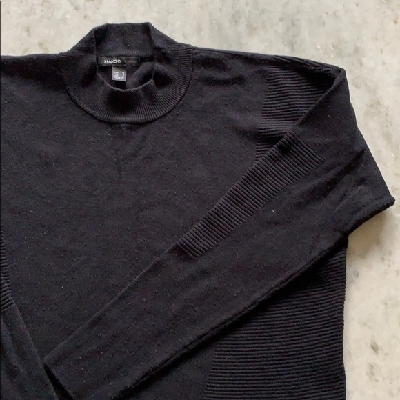 Mango - Picture 2 of 5